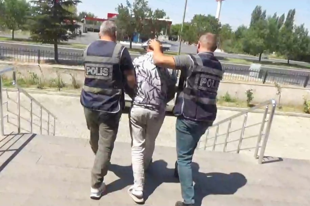 Bor'da Uyuşturucu Operasyonu: 4 Şüpheli Yakalandı