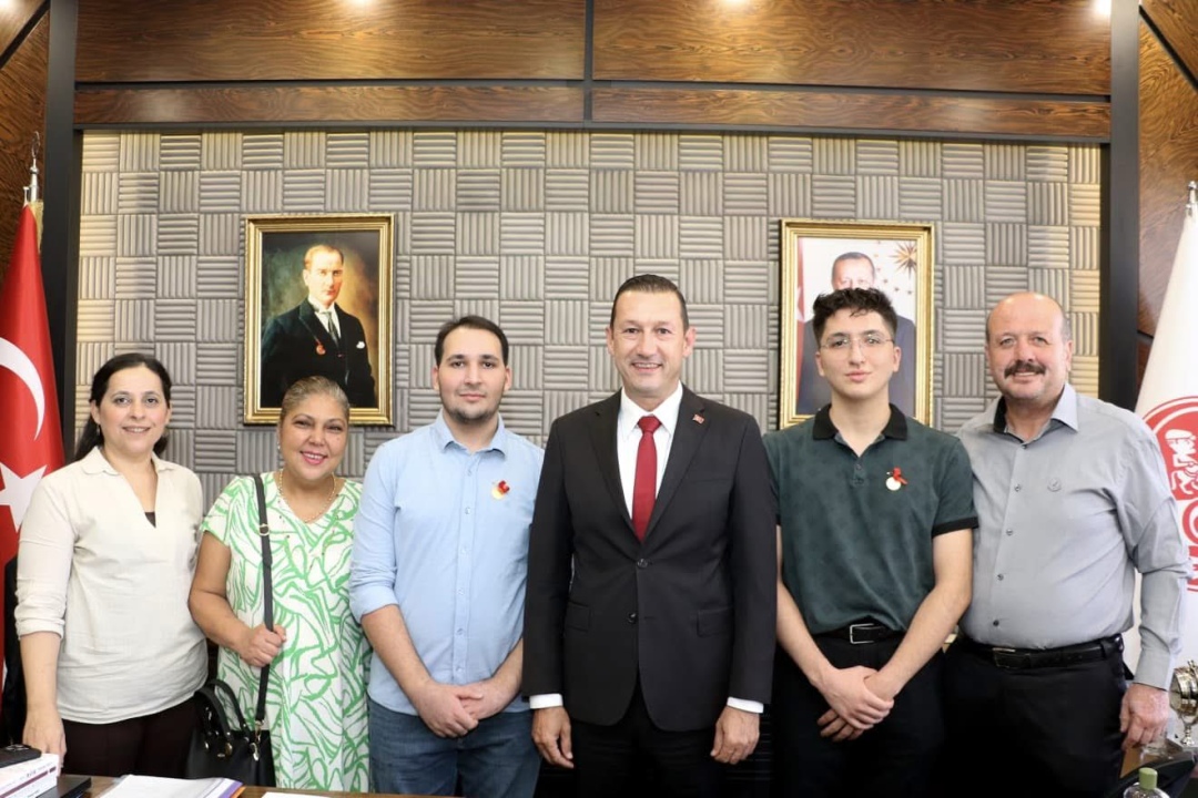 Bor Belediyesi’nden YKS Başarılı Öğrencilere Hediye