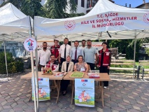Bor’da koruyucu ailelik tanıtımı için bilgilendirme standı açıldı