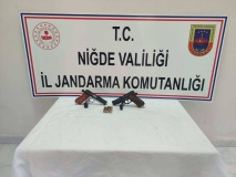 Bor’da ruhsatsız silah operasyonu
