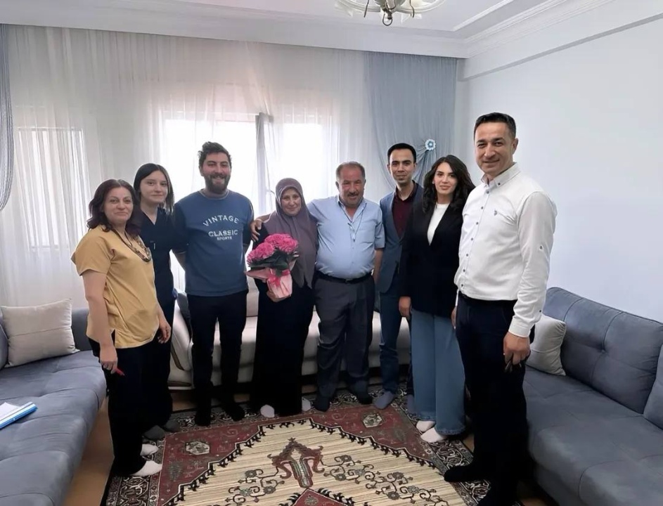Bor Devlet Hastanesi’nden şehit annelerine Anneler Günü ziyareti