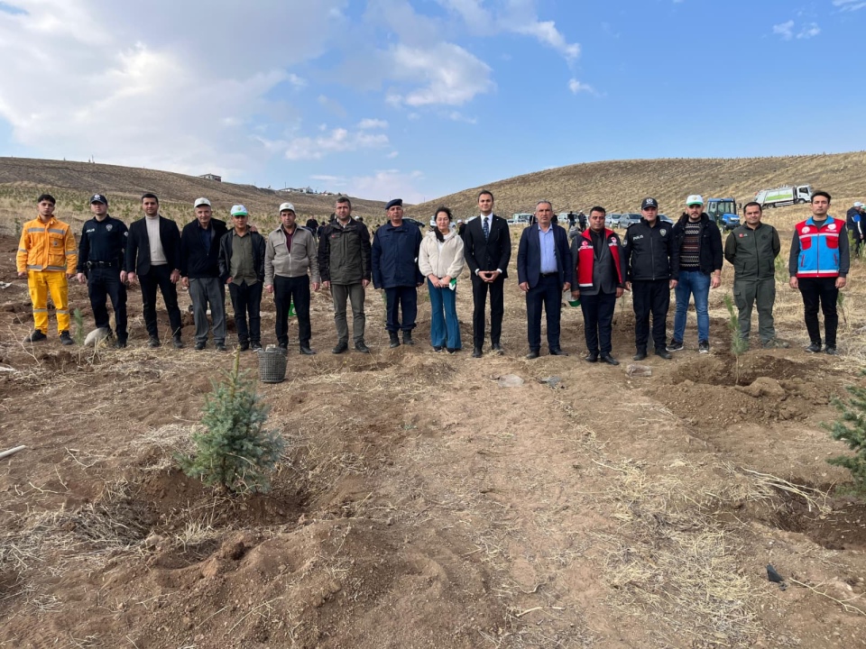 Çamardı’da Fidan Dikme Etkinliği Gerçekleştirildi