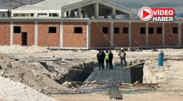 Cezaevi inşaatından düşen işçi yaralandı