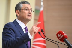 CHP Grup Başkanı Özel, Genel Başkanlığa adaylığını açıkladı