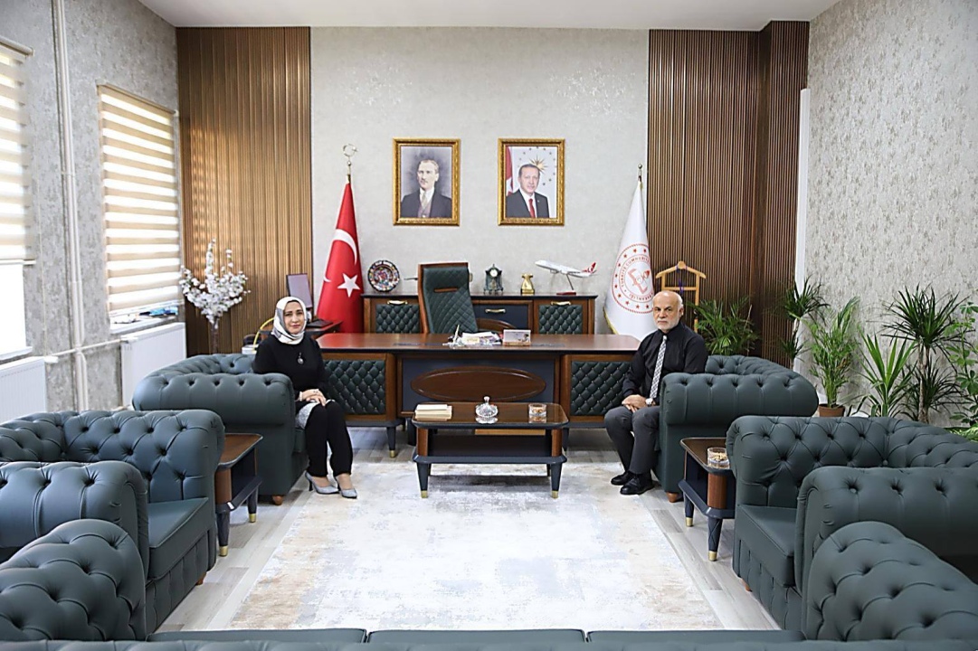 Çifcibaşı, İl Millî Eğitim Müdürü Elif Özbek’i  Ziyaret Etti