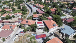Damlarda kuruyan Cırgalan biberi sofralara lezzet katıyor