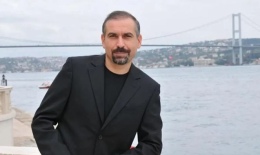 Deniz Erdoğan’ın Abisi Merak Konusu Oldu! Mustafa Erdoğan Kimdir, Ne İş Yapar?