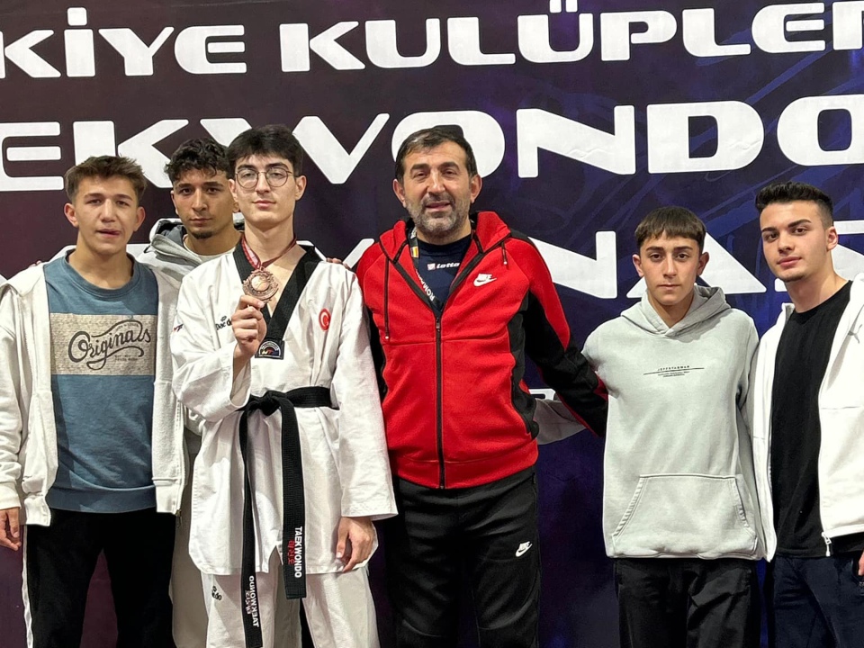 Dünya Spor Kulübü 2024 Yılını 9 Madalya ile Kapattı!