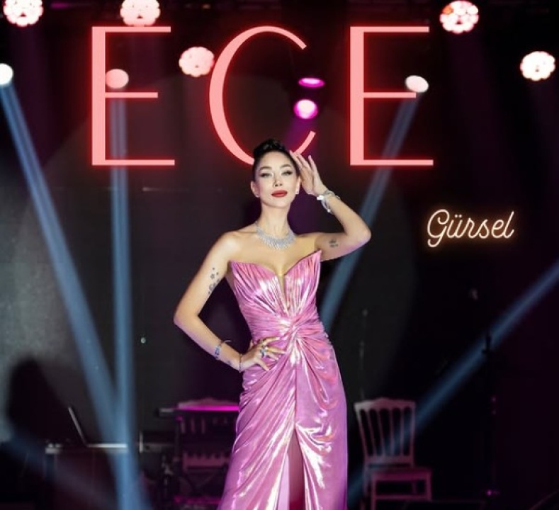 Ece Gürsel:1 milyonluk mücevherle klip çekti