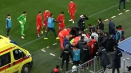 Egemen Korkmaz neden fenalaştı? Hırvatistan-Türkiye maçı neden yarıda kaldı?