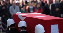 Eğitimde rahatsızlanan asker şehit oldu