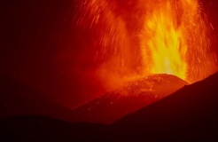 Etna Yanardağı nerede, hangi ülkede? Etna patlaması (volkanik patlama) nedir, nasıl oluşur?