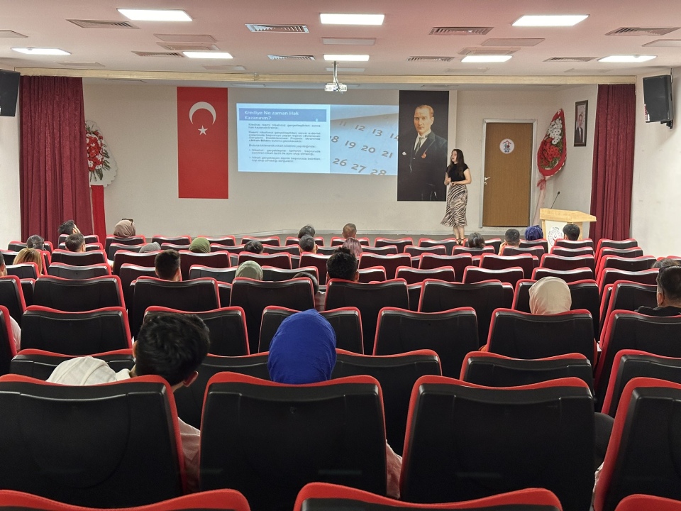 Evlenecek Gençlere Evlilik Öncesi Eğitimi Verildi