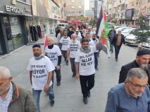 Filistin'e yürüyen gruba Niğde'den katılım