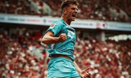 Fisnik Asllani Kimdir, Kaç Yaşında ve Nereli? İşte Yeni Nesil Gol Makinesinin Kariyeri