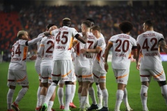 Galatasaray 1 attı, 3 aldı!