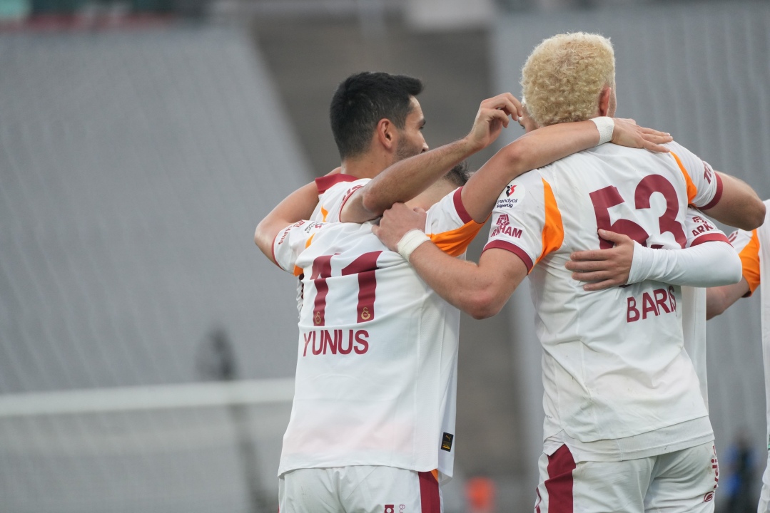 Galatasaray, Şampiyonlar Ligi’ne Frankfurt’ta başlıyor