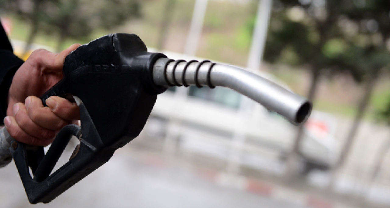 Gelen büyük indirimle Niğde'de akaryakıt tabelaları değişti
