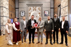 Genç Sağlık Sendikası’ndan Niğde Valisi Cahit Çelik’e ziyaret