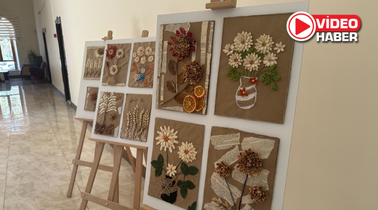 Geri dönüşümden, sanat sergisine