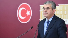 Gökhan Günaydın Kimdir? CHP Grup Başkanvekili Gökhan Günaydın Kaç Yaşında, Nereli ve Ne Mezunu?