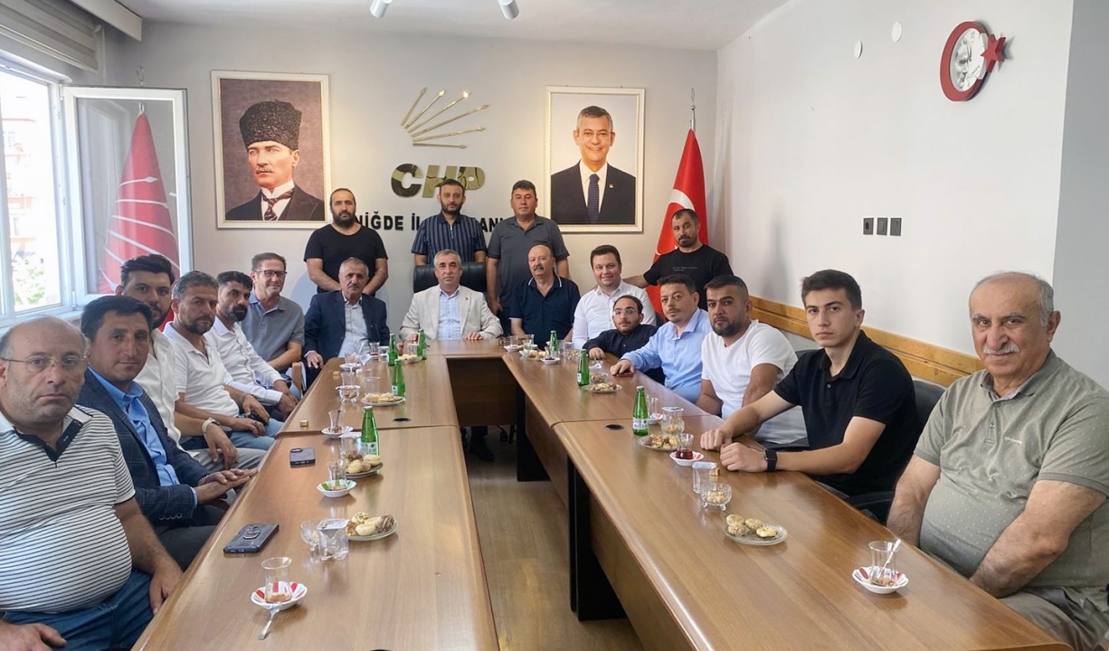 Gönül Bağları Siyasette Buluştu: Murtaza’dan CHP’ye Ziyaret