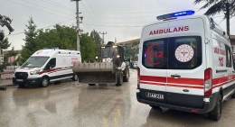 Gümüşler'de sel paniği: 2 kişi ve 3 araç sele kapıldı