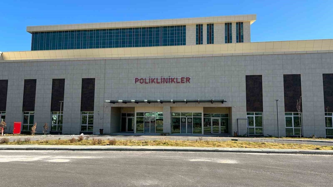 Hastaneye gidecekler dikkat! O polikliniğin yeri değişti