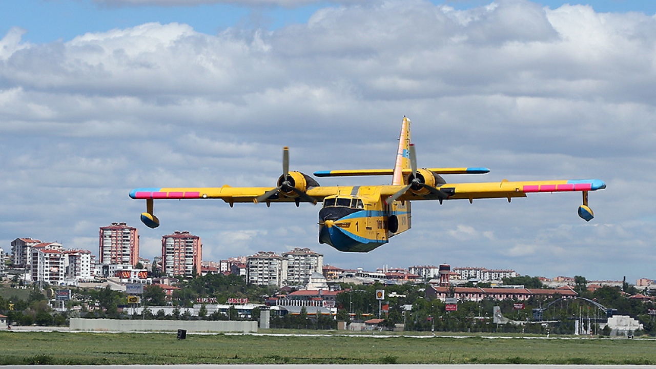 Hırvatistan’da Türk Yangın Söndürme Uçağı Düştü: 1 Pilot Şehit