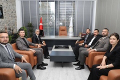 Hizmet binası ziyaretinde gülümseten diyalog 