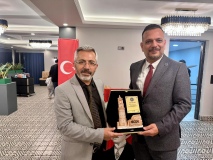 Hürriyetçi Eğitim-Sen Niğde’de Üyeleriyle Buluştu