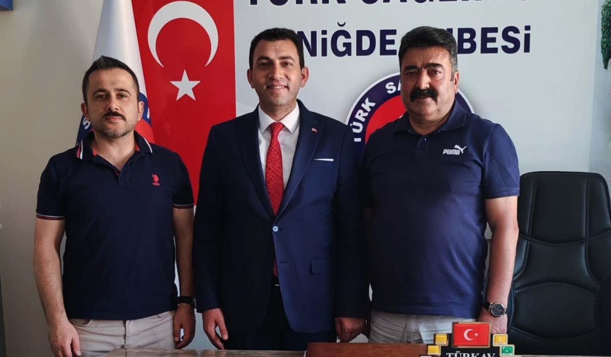 İl Müdürü Nurettin Kesler'den Türk Sağlık-Sen Niğde Şubesi’ne ziyaret