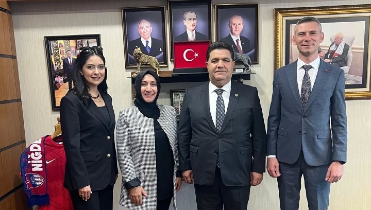 İnce, TBMM’de Özgür Özbek ve Tuğçe Özbek’i Ağırladı