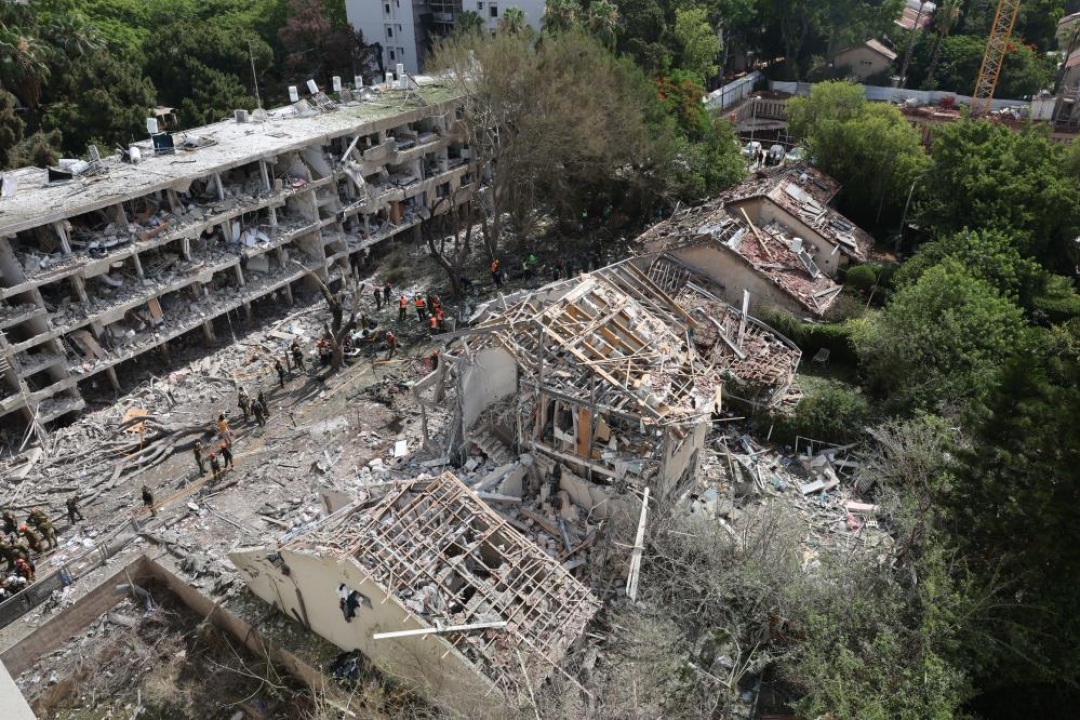 İran’dan İsrail’e 40 Füze ile Yeni Saldırı