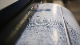 İzmir'de 5.1 büyüklüğünde deprem 