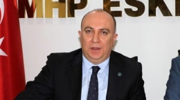 İzzet Ulvi Yönter kimdir? MHP Genel Başkan Yardımcılığından neden istifa etti?