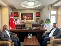 Karataş’tan Başkan Çakıl’a nezaket ziyareti