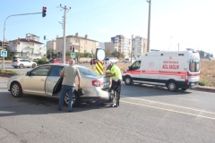 Kavşakta Kaza: 1 Kişi Yaralandı