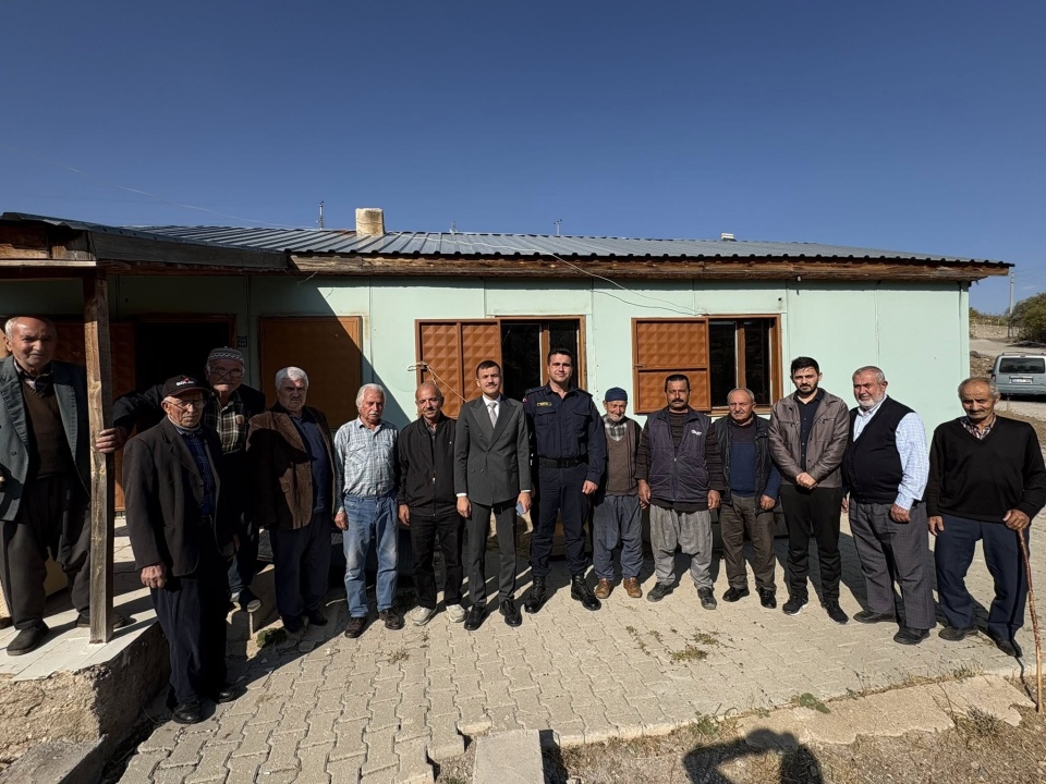 Kaymakam Emir Osman Gökçe, Gedelli Köyü’nde Vatandaşlarla Buluştu