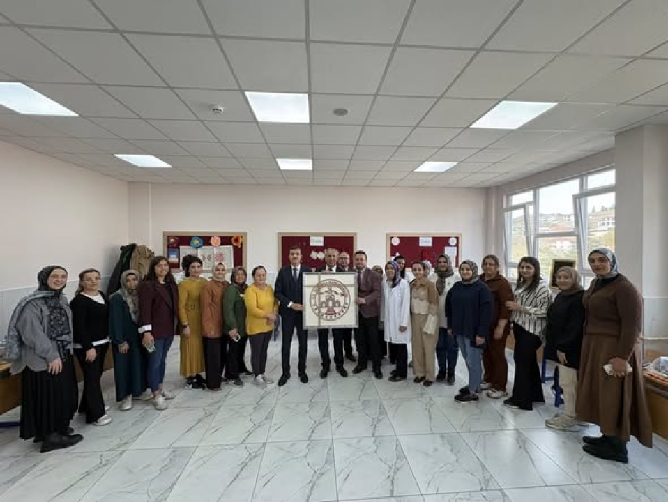 Kaymakam Gökçe, rölyef kursunu ziyaret etti