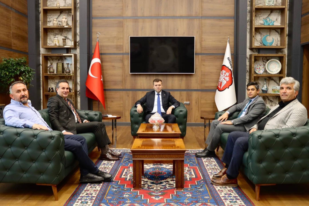Kaymakamlardan Vali Akmeşe’ye makamında ziyaret