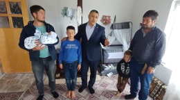 Keçikalesi’nde elektriksiz yaşam mücadelesi! 21. yüzyılda mum ve el feneriyle hayat