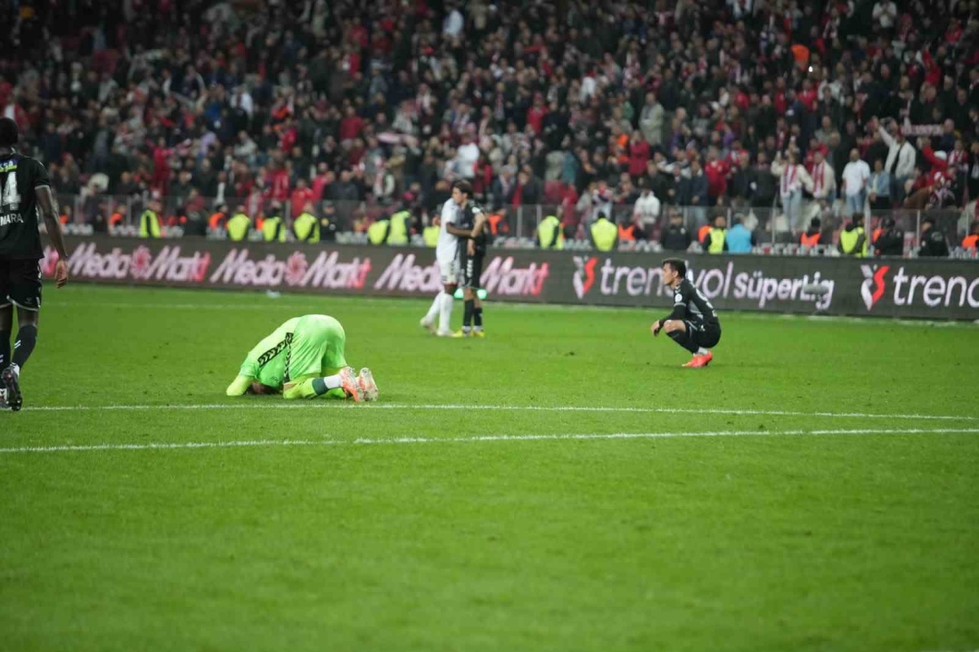 Kırmızı Alarm Çaldı! Sivasspor'un Küme Düştü mü?