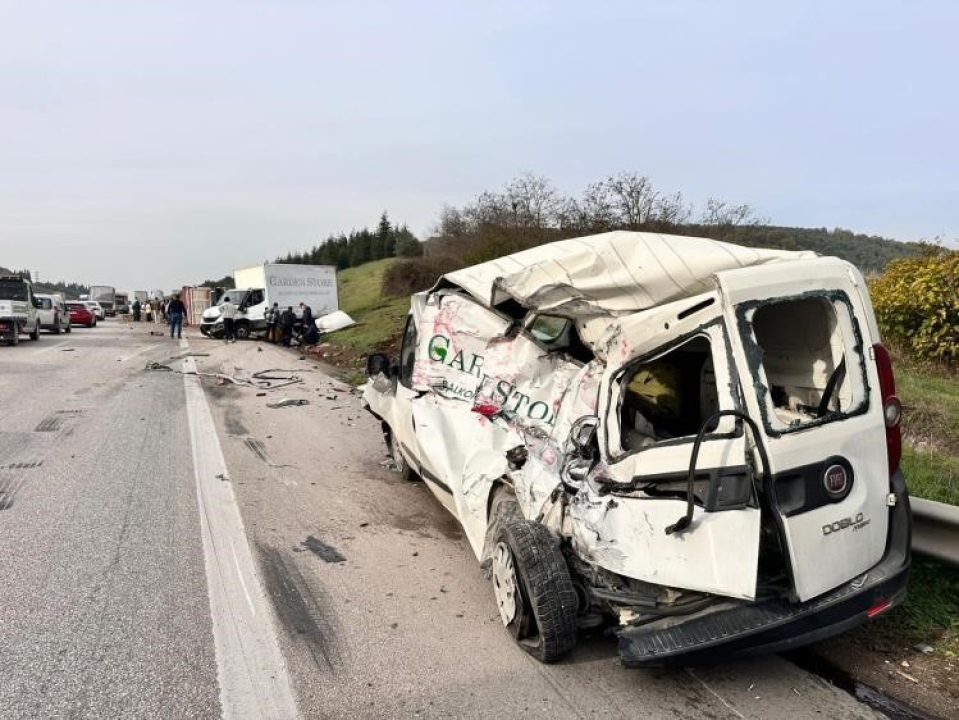 Kontrolden çıkan tır can aldı