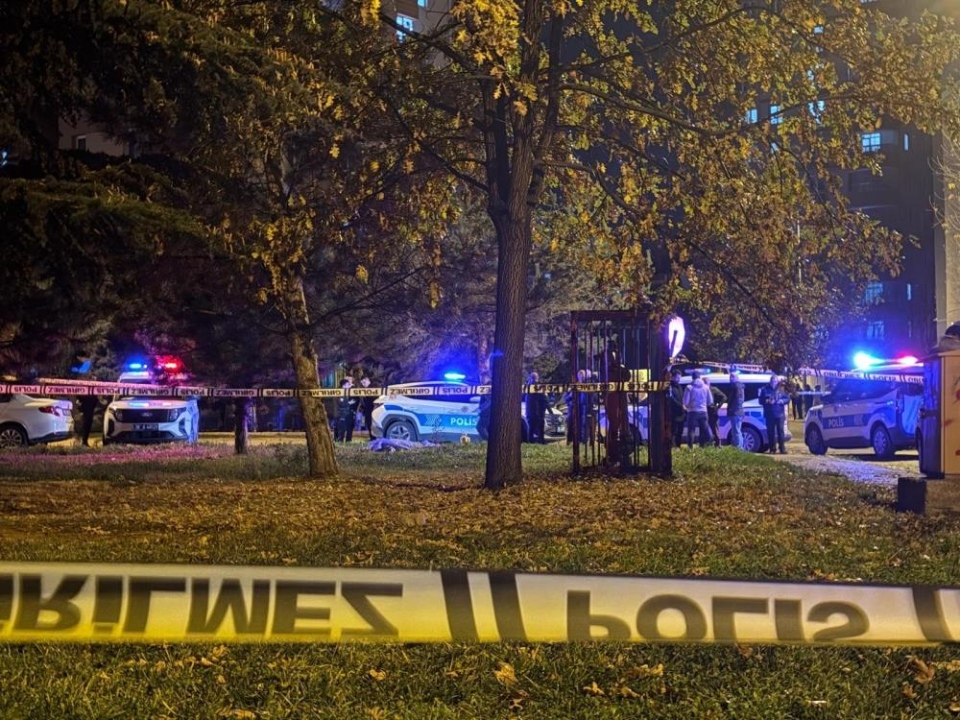 Konuşmak için çağırdı, sokak ortasında öldürdü