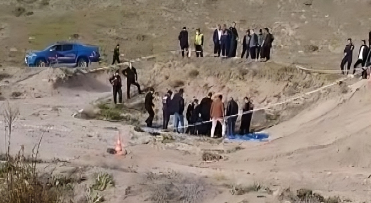 Koyun otlatan çoban, erkek cesedi buldu