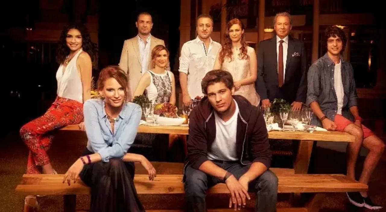 Medcezir  tekrar mı başlıyor? Medcezir  yeniden mi çekilecek? Hayranları bekliyor