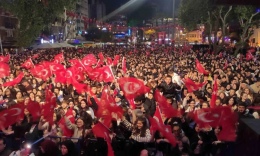 Merak Edilen Soru: İstanbul'da 19 Mayıs Fener Alayı Nerede Gerçekleşecek?