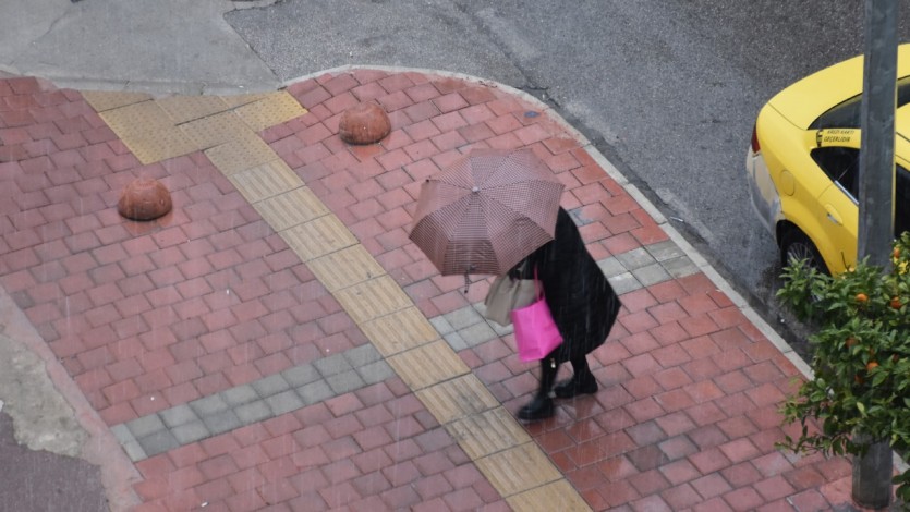 METEOROLOJİ UYARDI! KUVVETLİ YAĞIŞ UYARISINDA BULUNDU