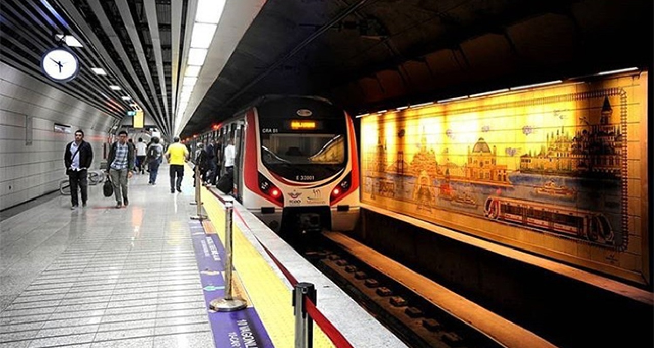 Metro inşaatında hayatını kaybeden işçi toprağa uğurlanıyor